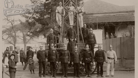 Pozořičtí hasiči kolem roku 1900.jpg